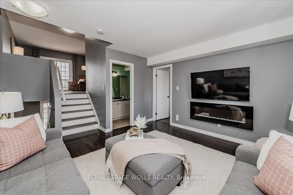 466 Finkle Street Unit 6 photo 12