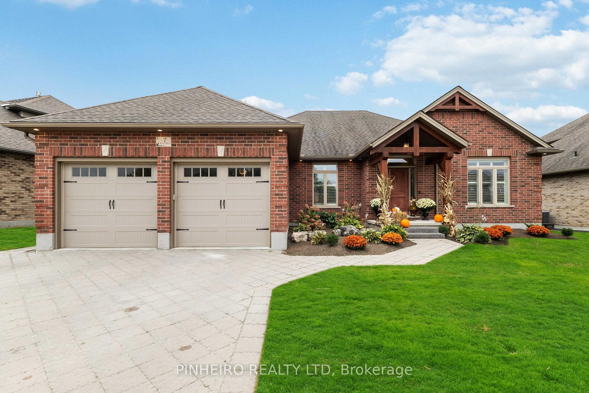 7 Riness Drive photo 1