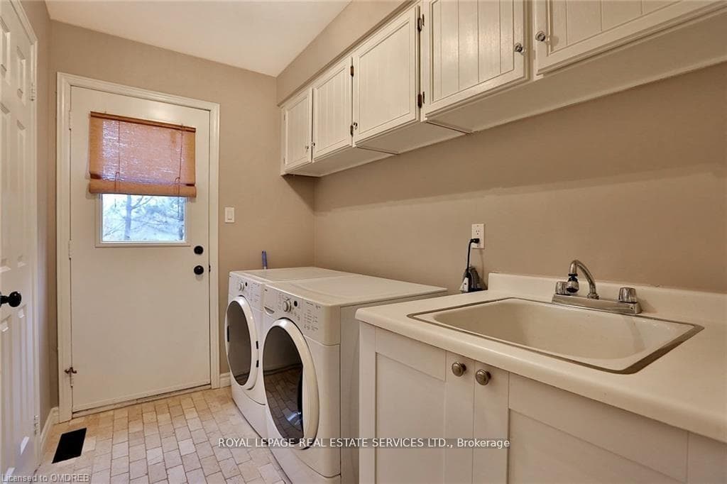 1036 Oak Meadow Road photo 16