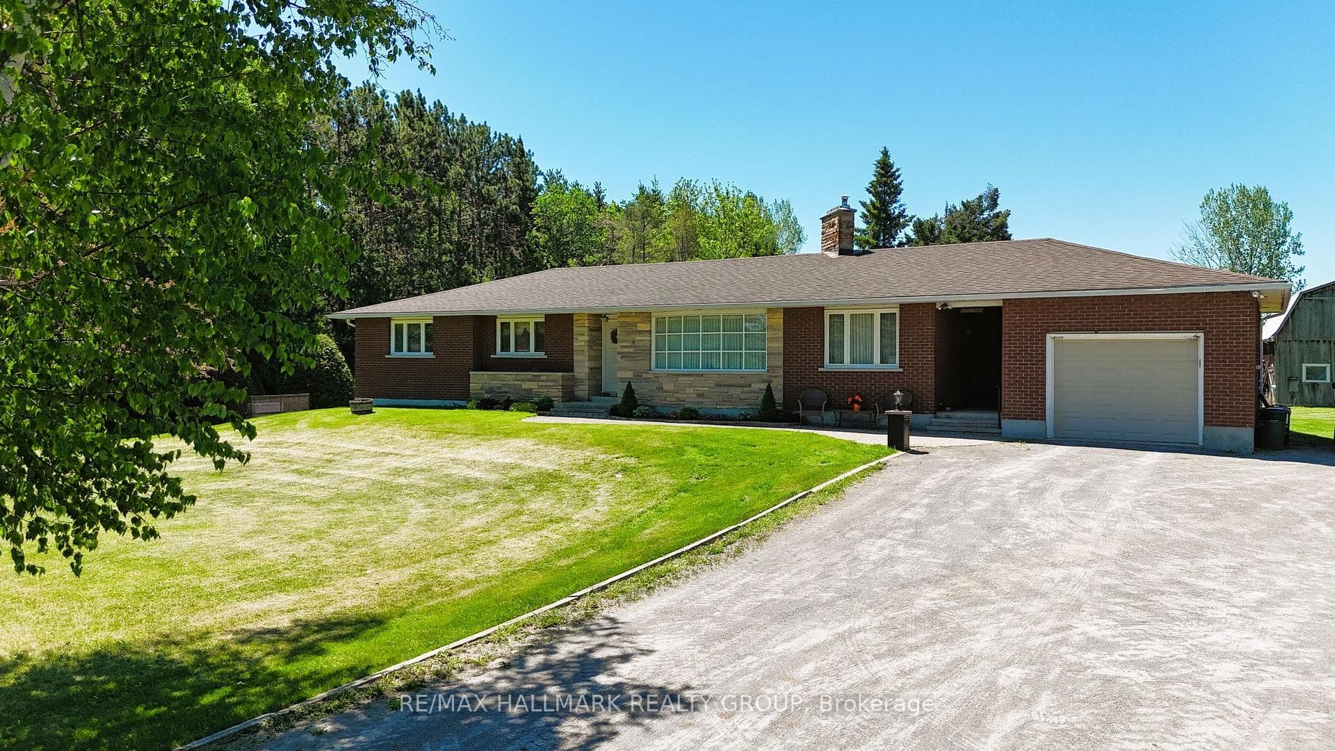 1755 Marchurst Road photo 1
