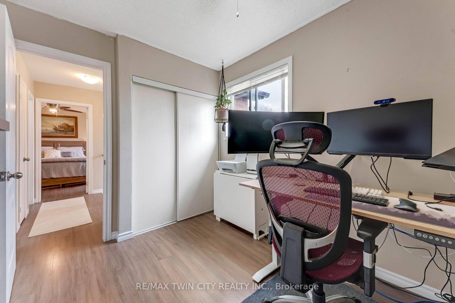 99 Canrobert Street photo 17