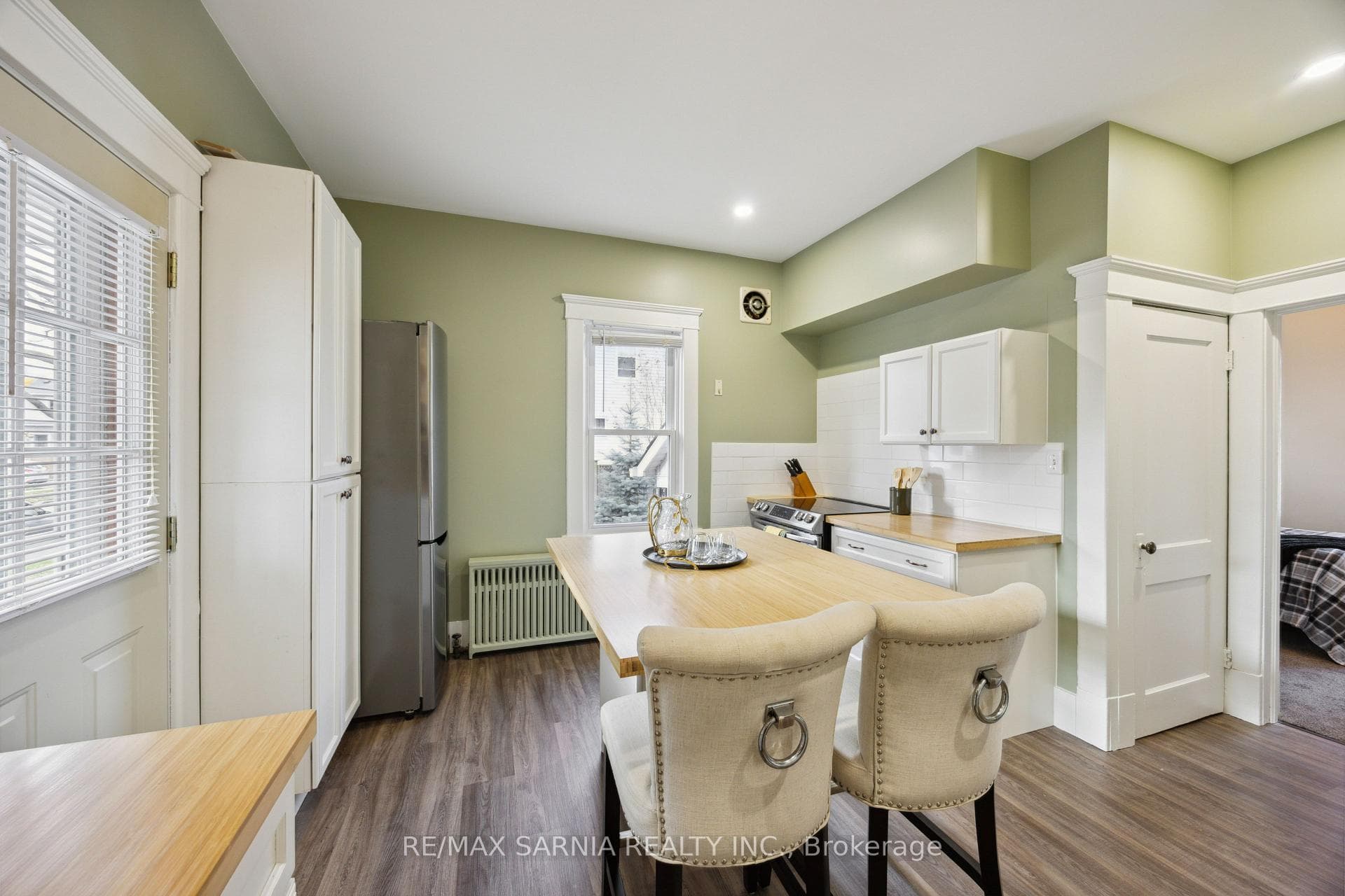 209 Proctor Street photo 12