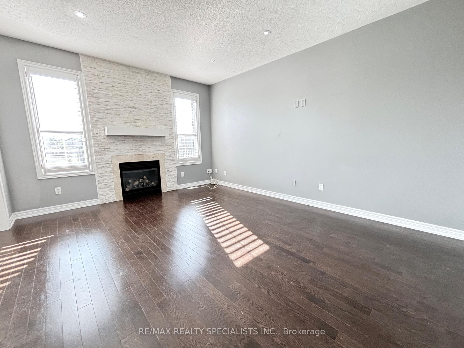 404 Mcgibbon Drive photo 13