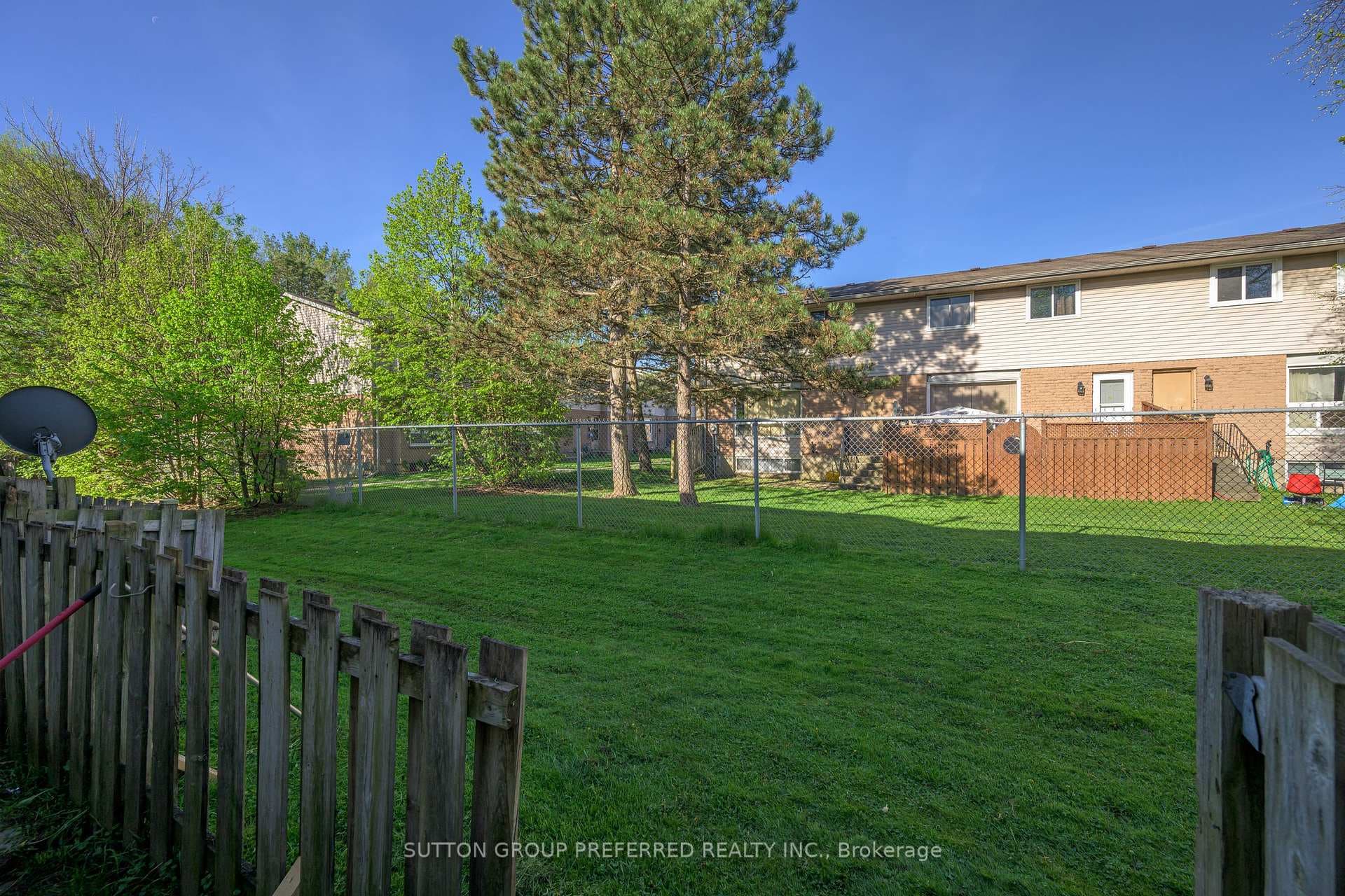 595 THIRD Street Unit 26 photo 3