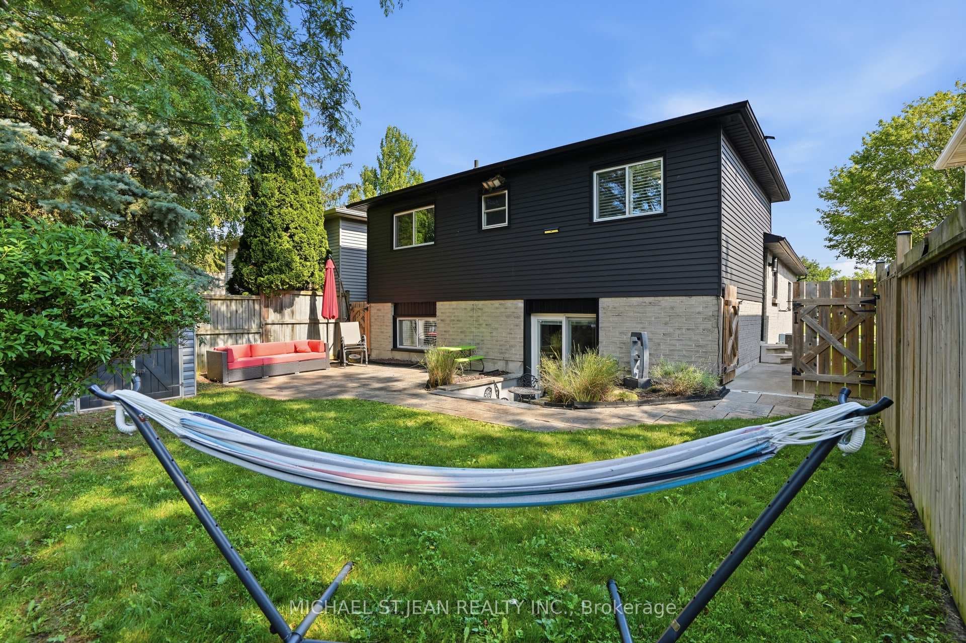 45 Sandra Crescent photo 47