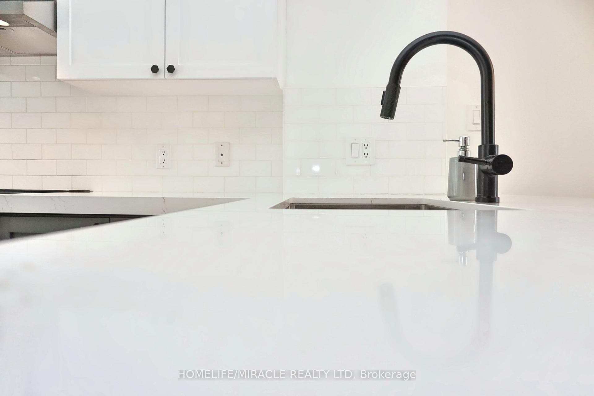 12 Sudbury Street Unit 2605 photo 7