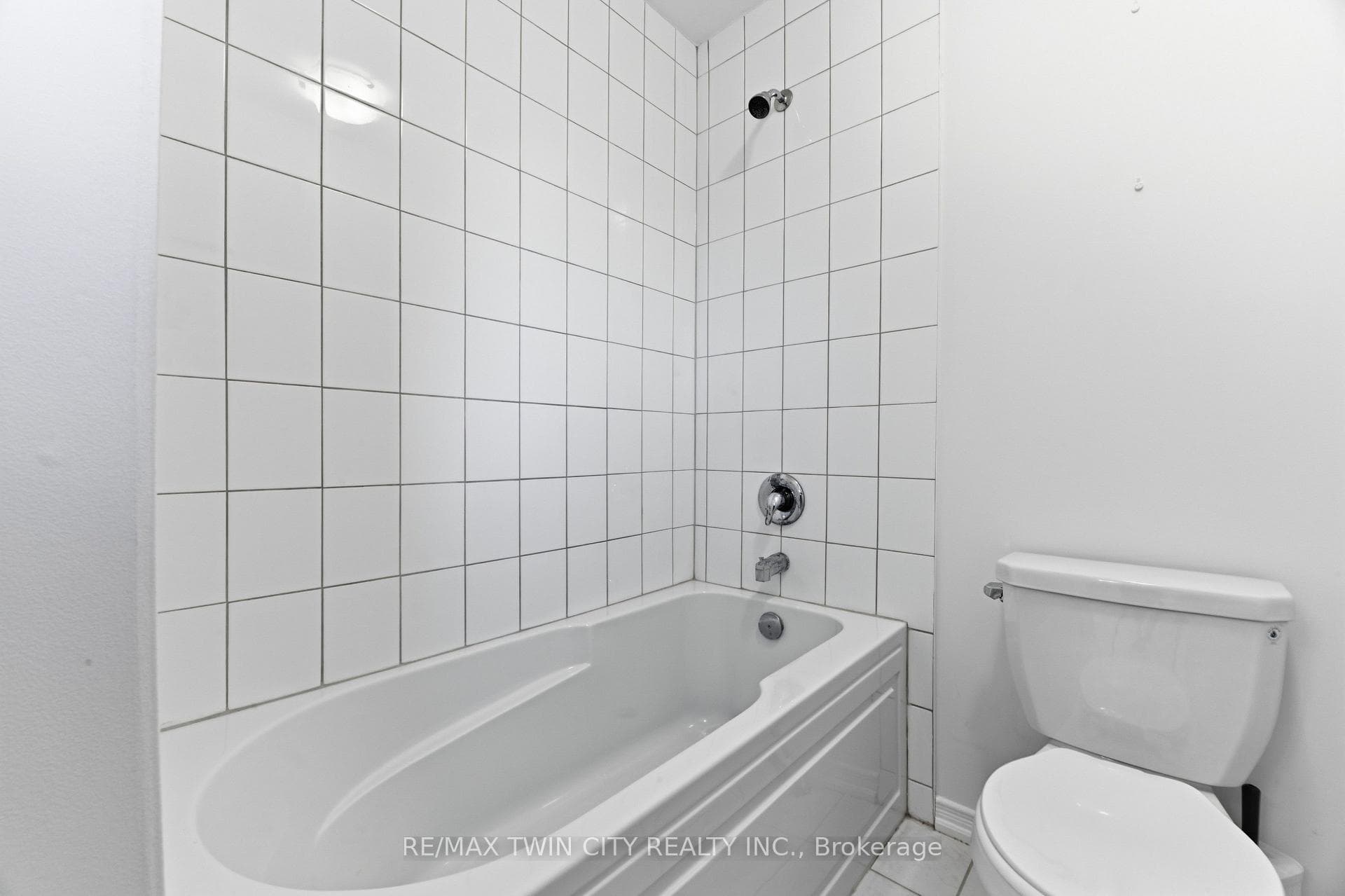 46 Munro Circle photo 26