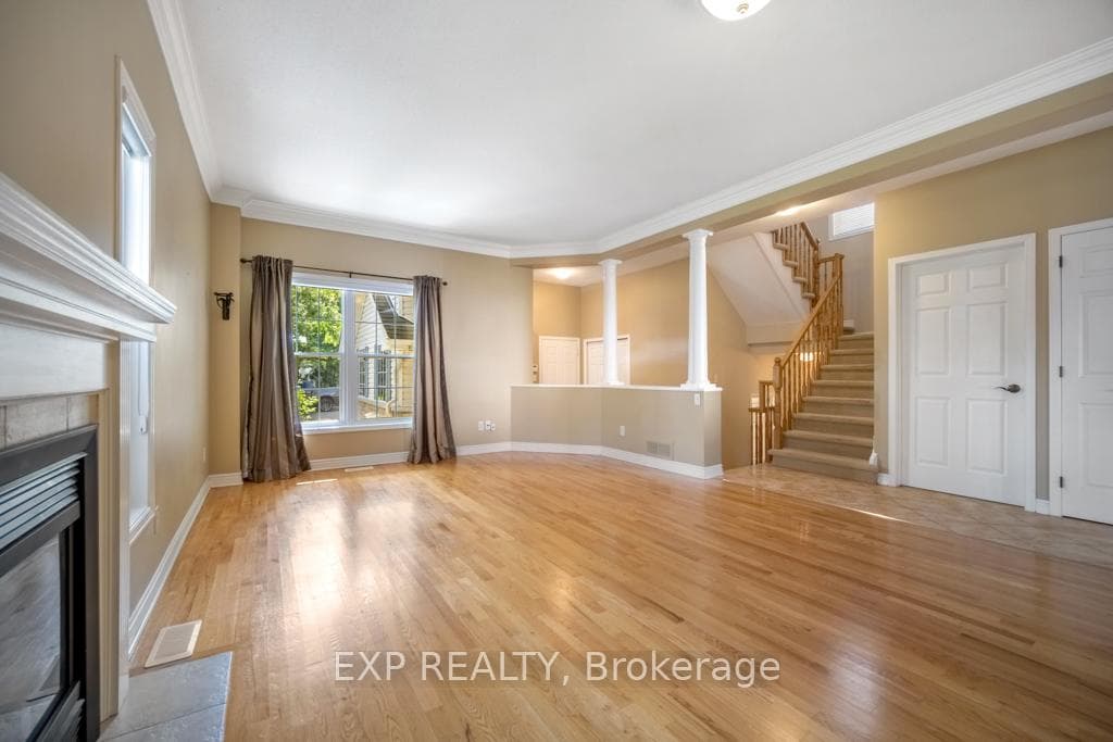 1672 Frenette Street photo 8