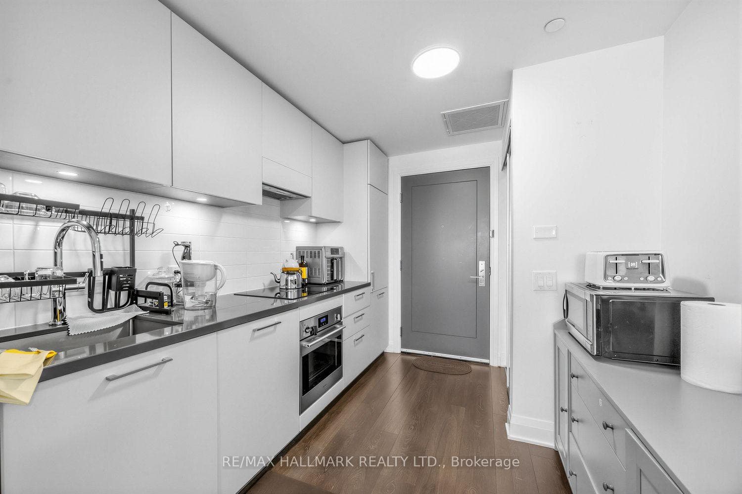33 Frederick Todd Way Unit 902 photo 11