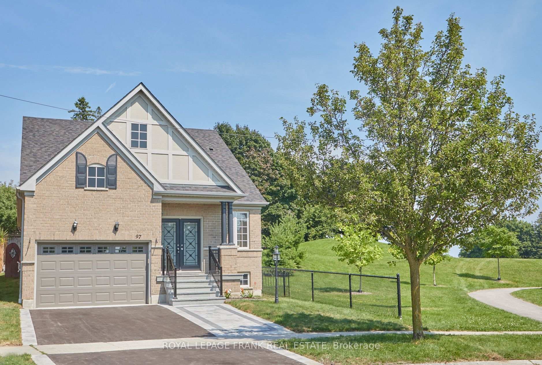 97 Mackey Drive photo 3