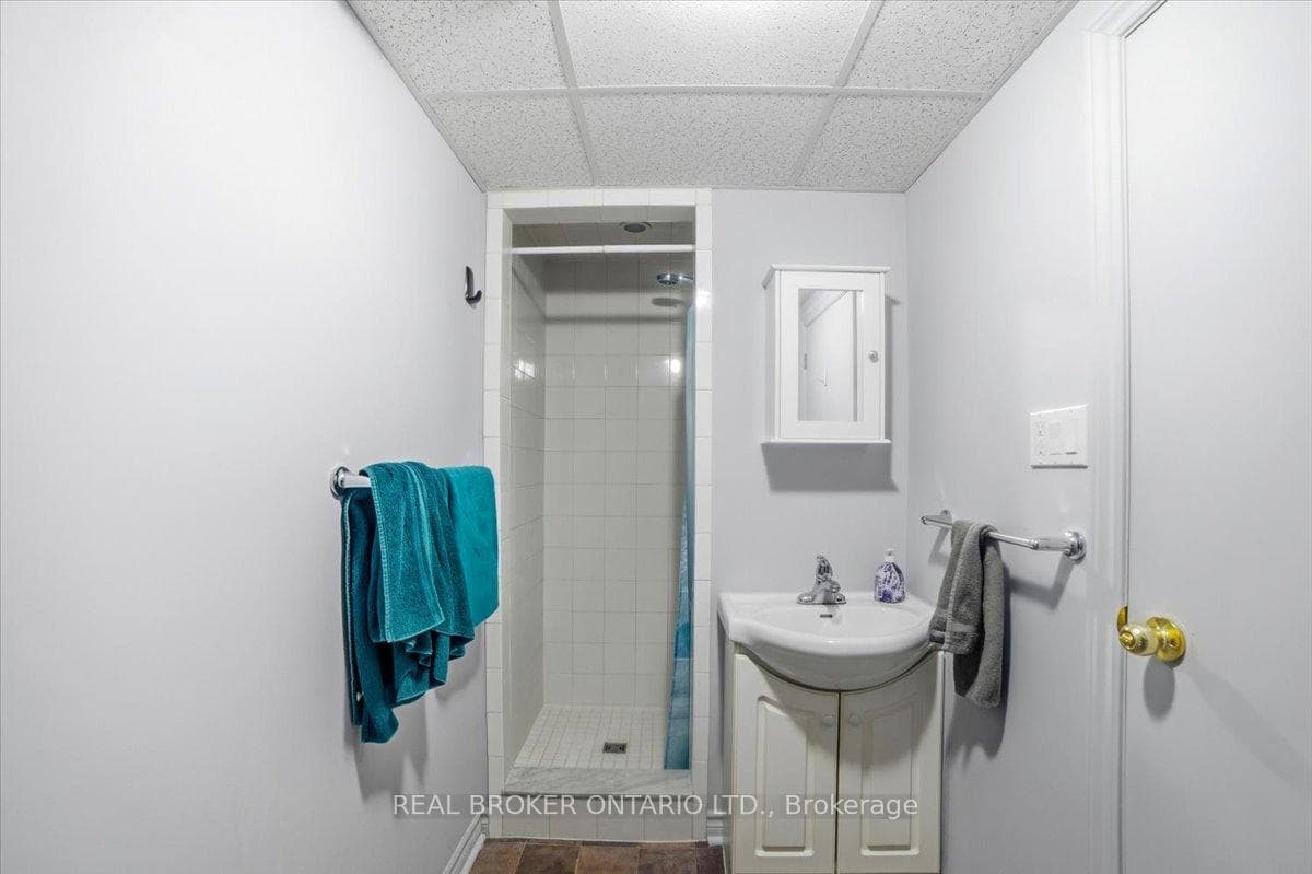 LOWER LEVEL BATHROOM