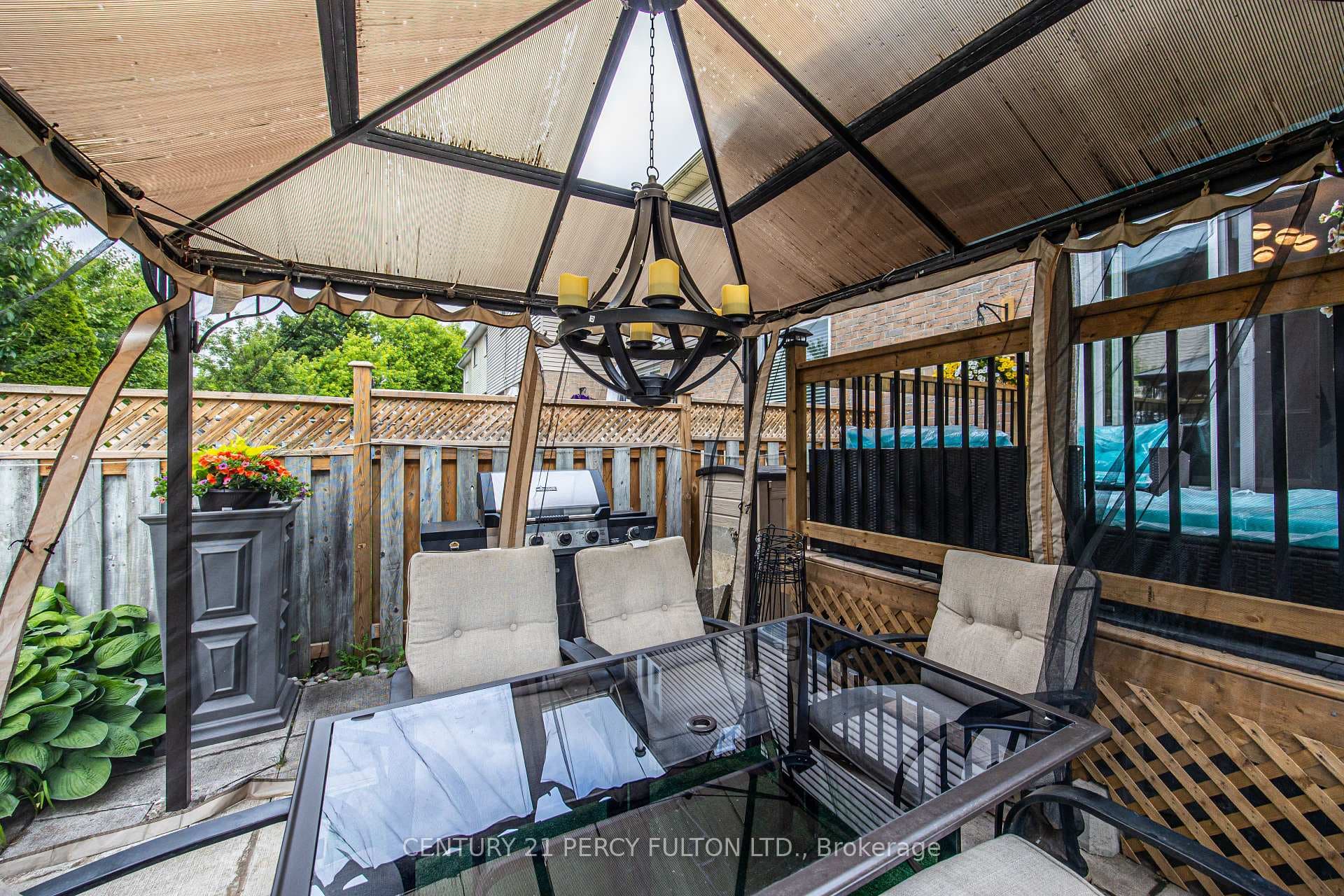 112 Wright Crescent photo 15