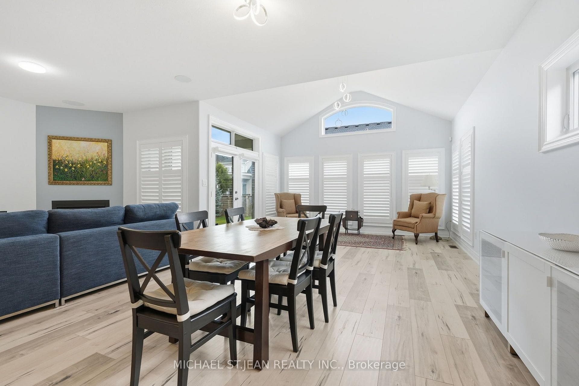 35 Butlers Drive photo 14