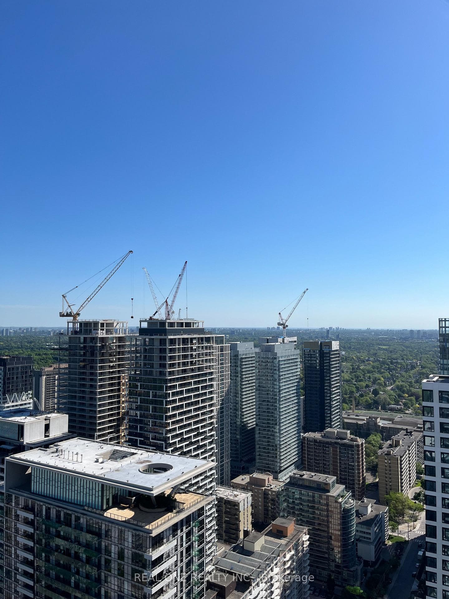 39 Roehampton Avenue Unit 4002 photo 16