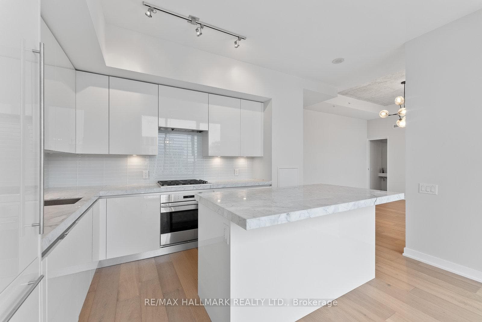 629 King Street Unit Ph1412 photo 8
