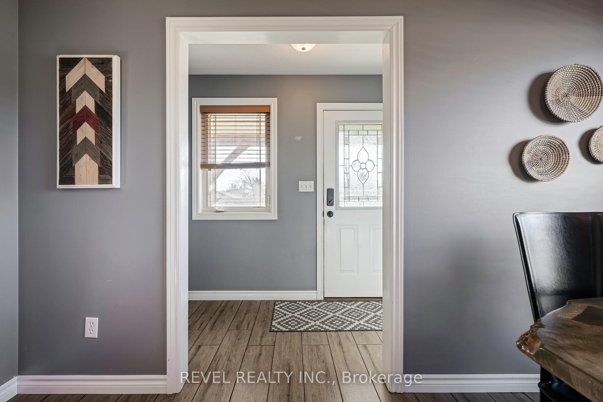 771 Princess Street photo 3