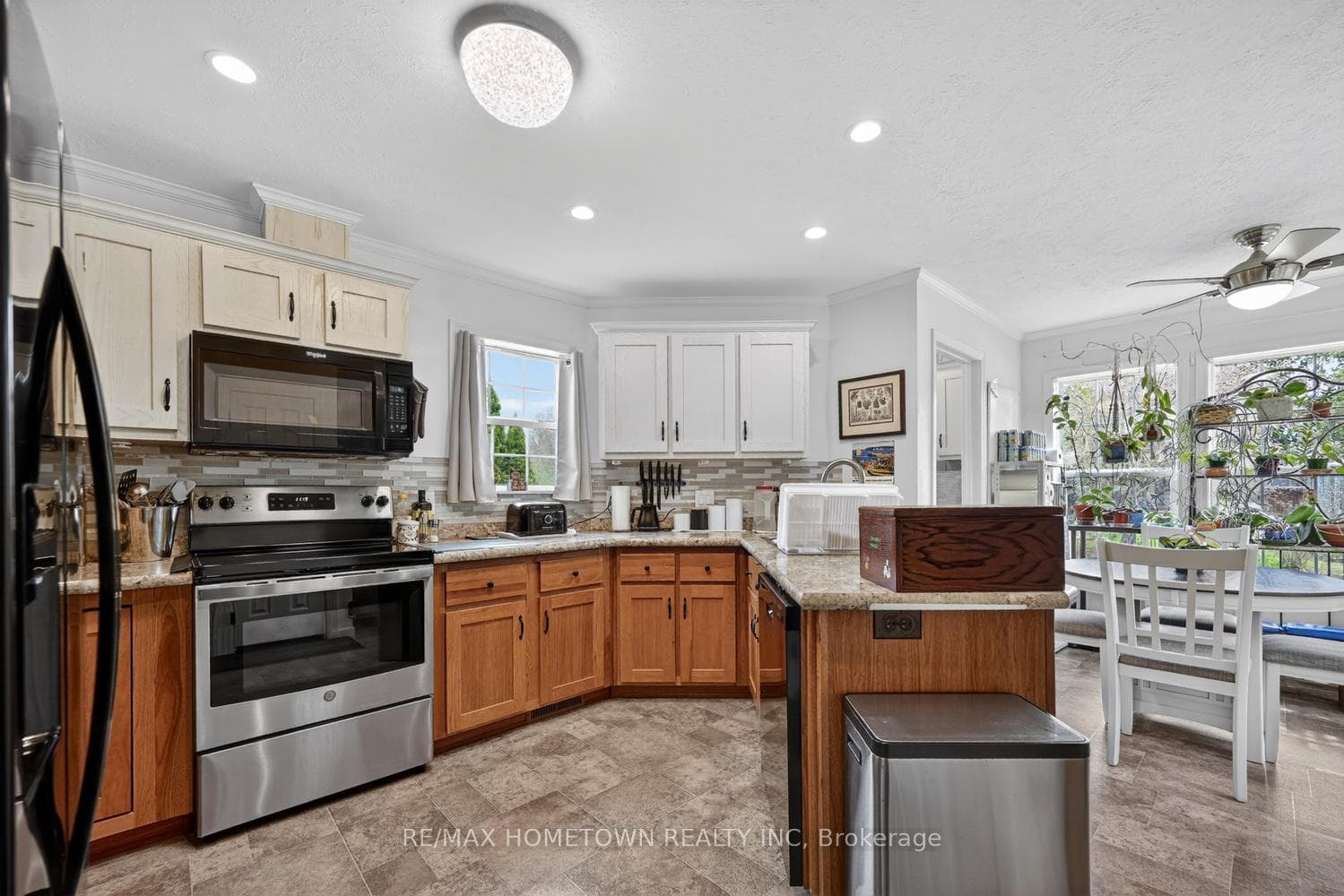 112 Hutt Road photo 8