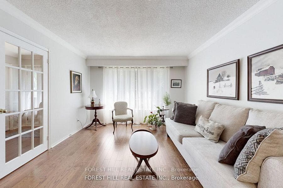 20 Thurgate Crescent photo 5