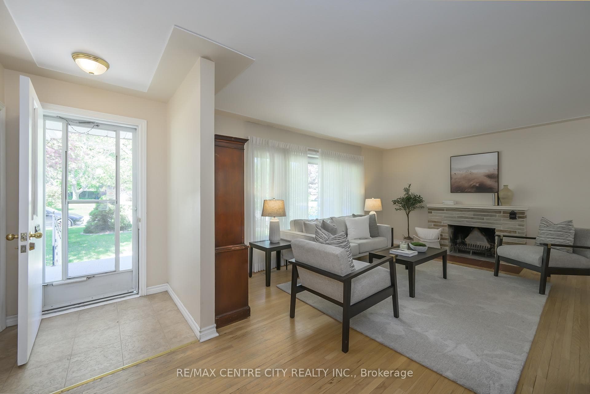 79 Biscay Road photo 15