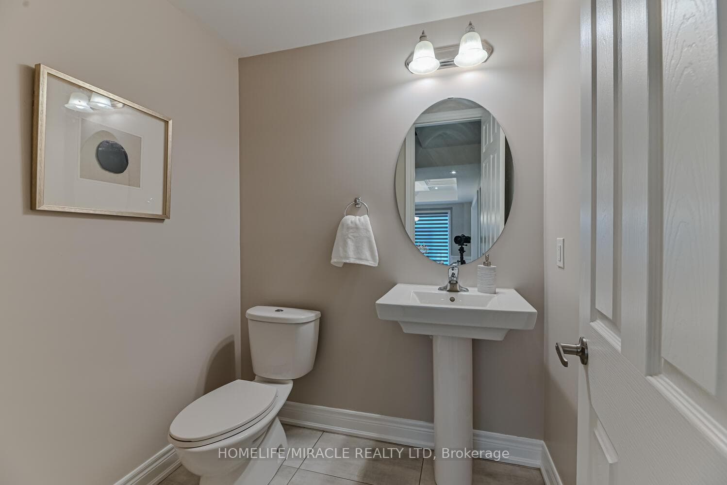 59 Brabin Circle photo 31