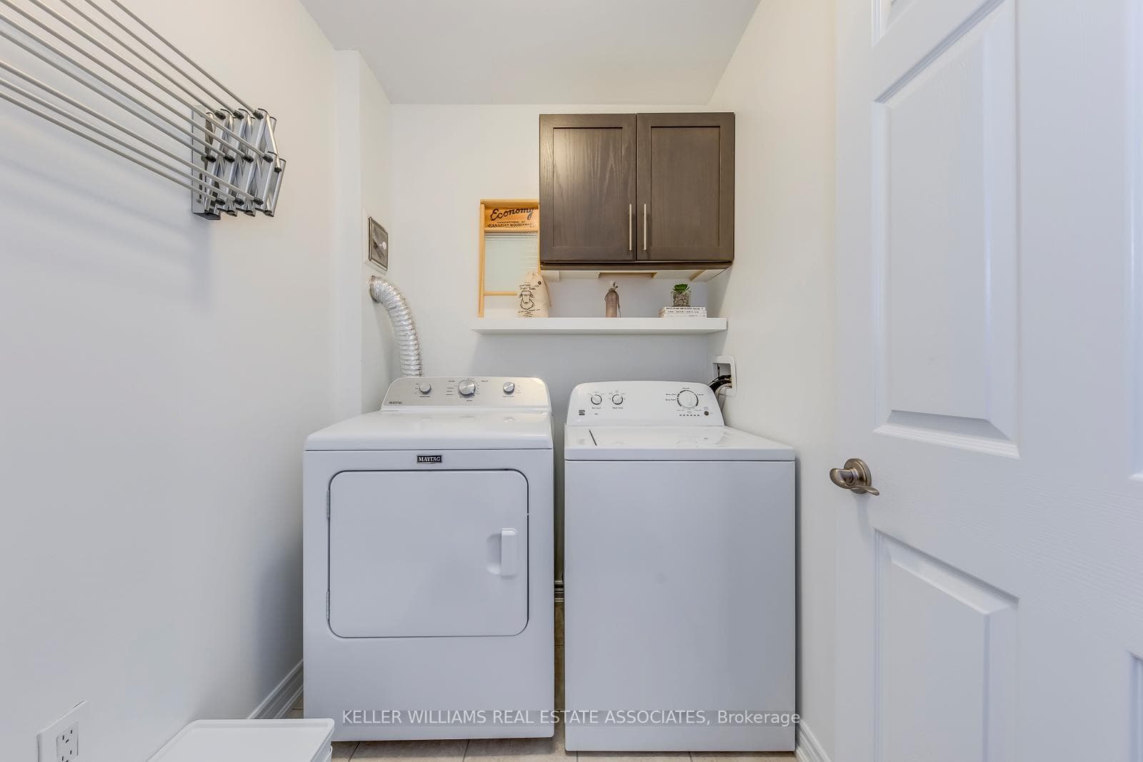 93 Abigail Crescent photo 26