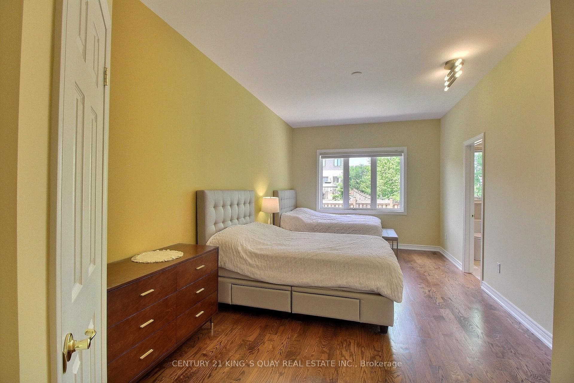 10 Coakwell Drive photo 14
