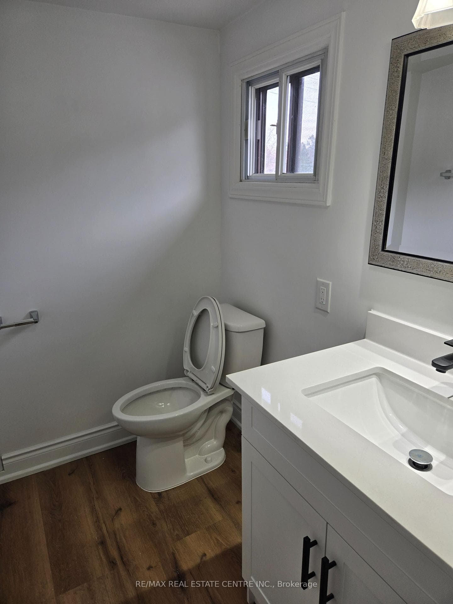 176 Beechgrove Drive photo 23