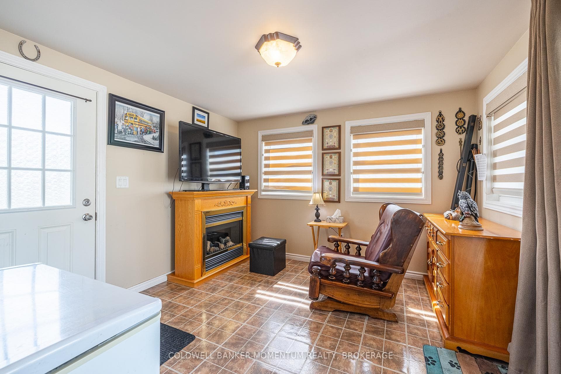 3033 Townline Road Unit 202 photo 19