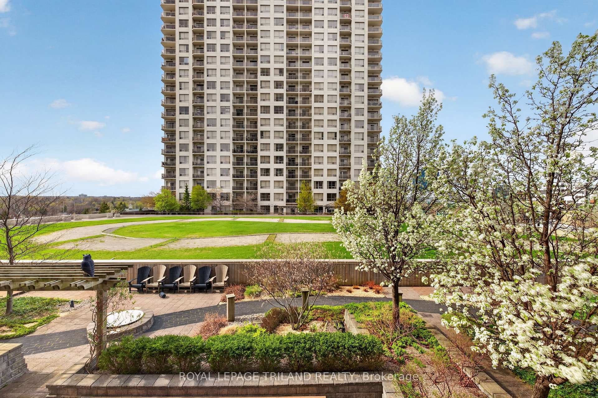 330 Ridout Street Unit 801 photo 30