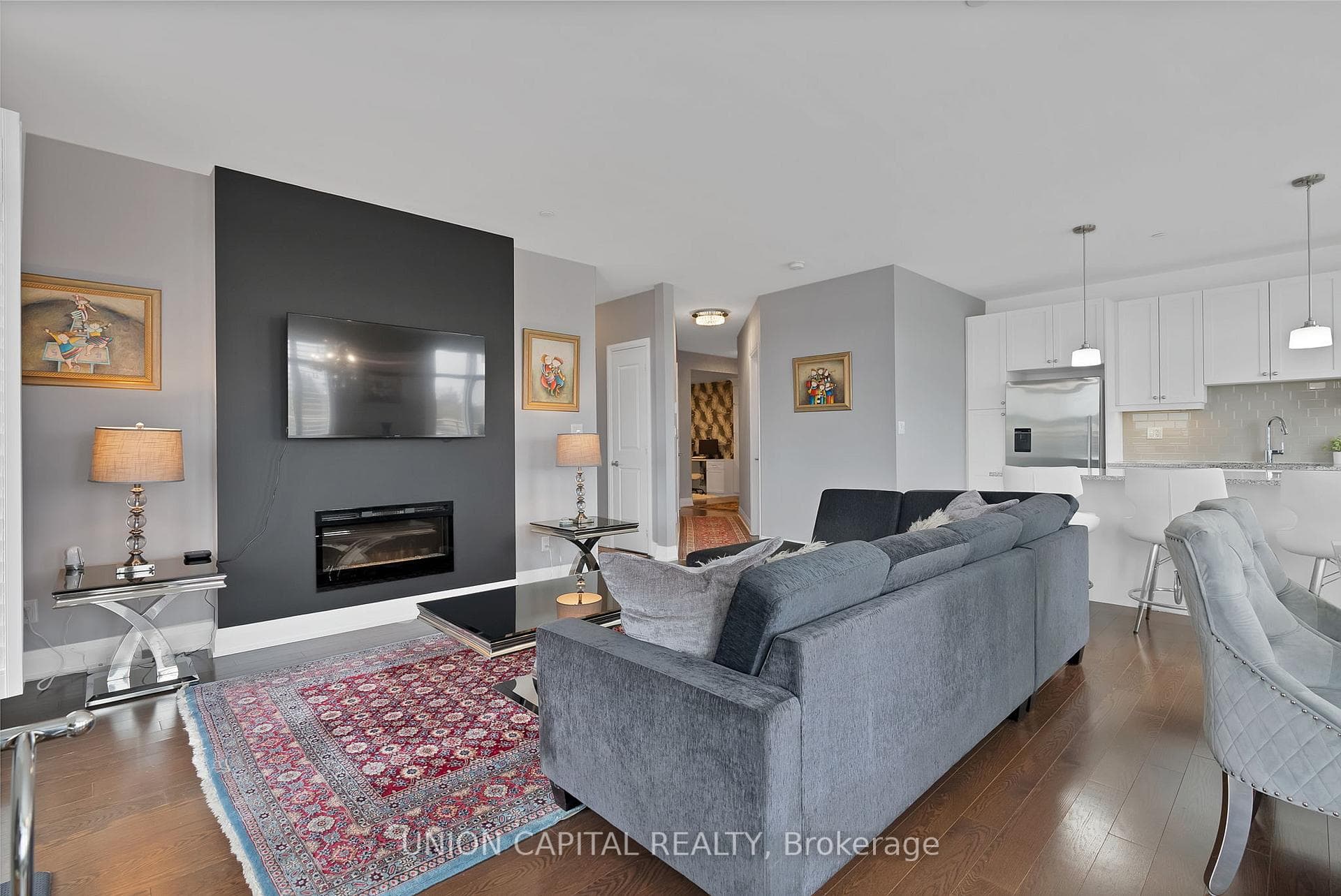 15277 Yonge Street Unit 505 photo 3