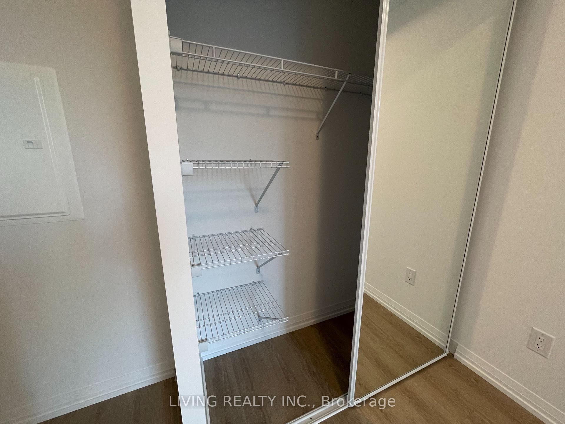 28 Widmer Street Unit 4820 photo 23