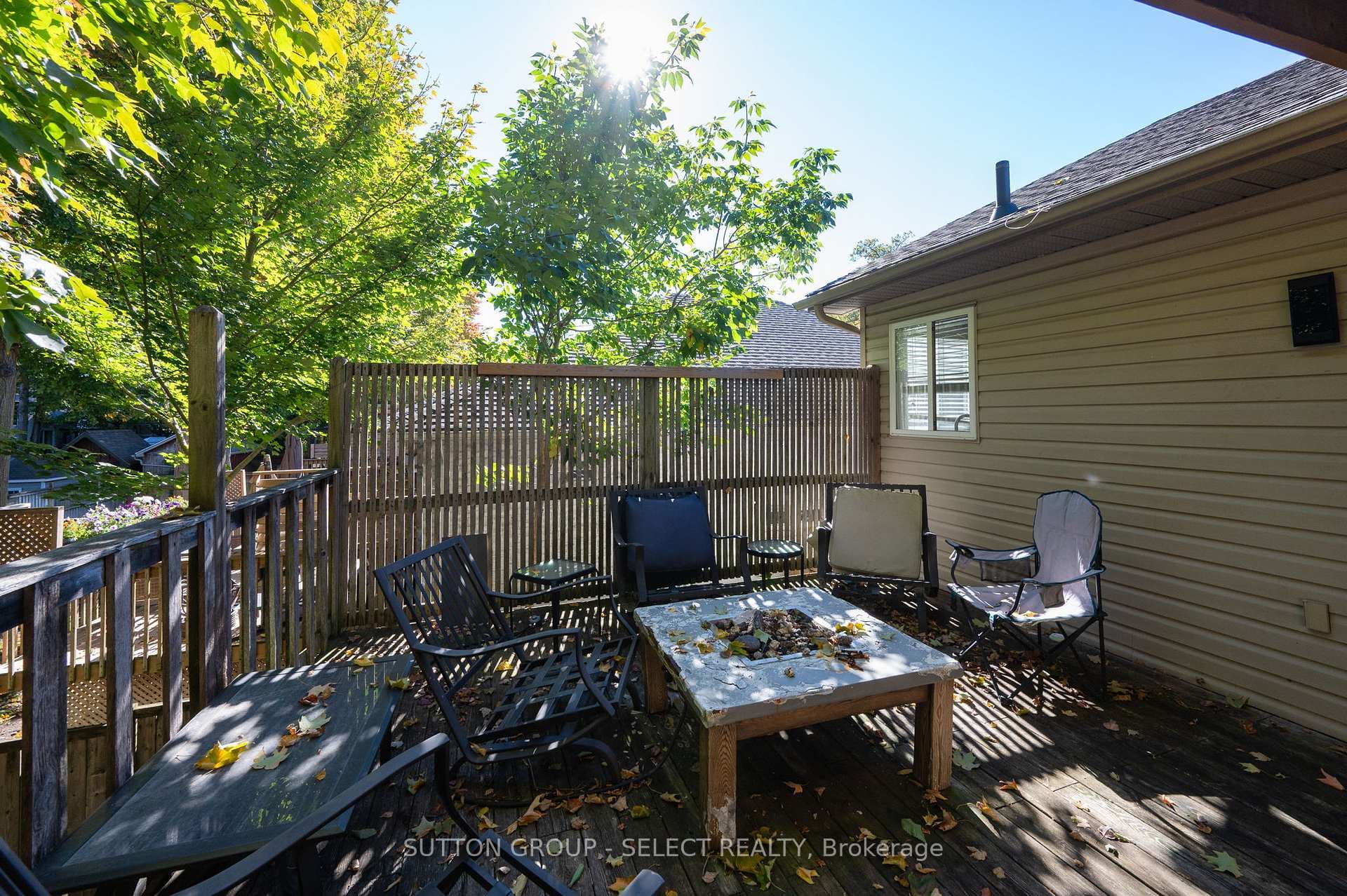 115 BRIDLE Path photo 28