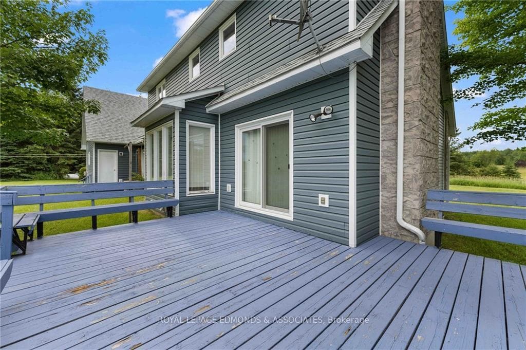 1703 FOREST LEA Road photo 26