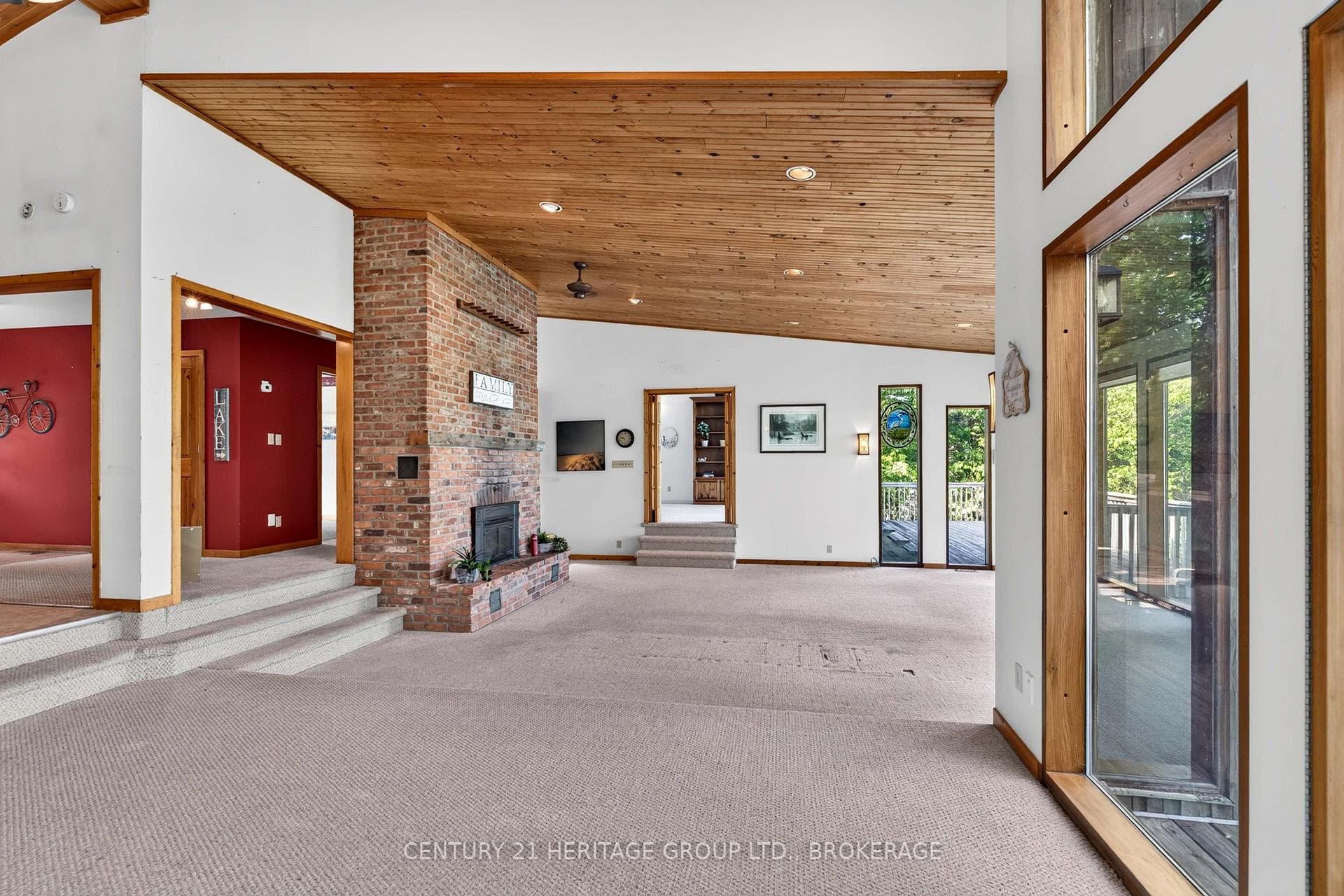 338 Neville Point Road photo 14