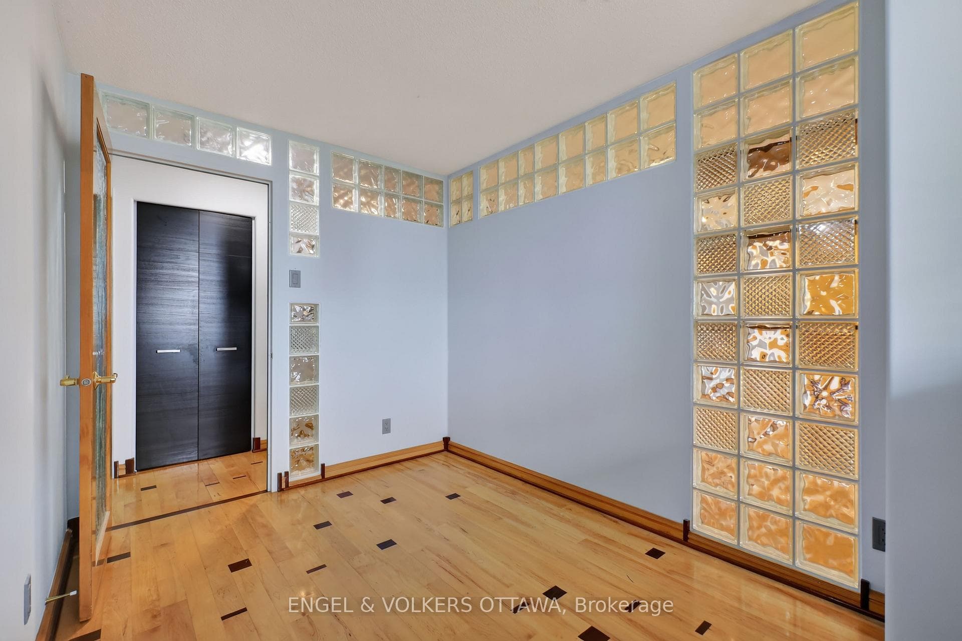 475 Laurier Avenue Unit 1007 photo 32