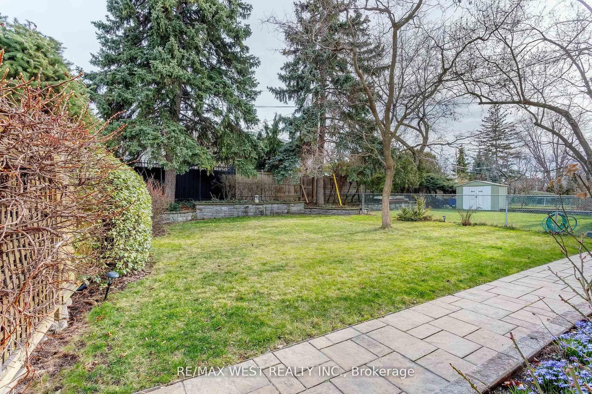 63 Wareside Road photo 25