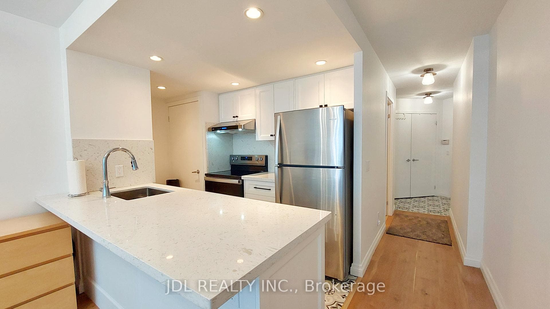 8 York Street Unit 1005 photo 1