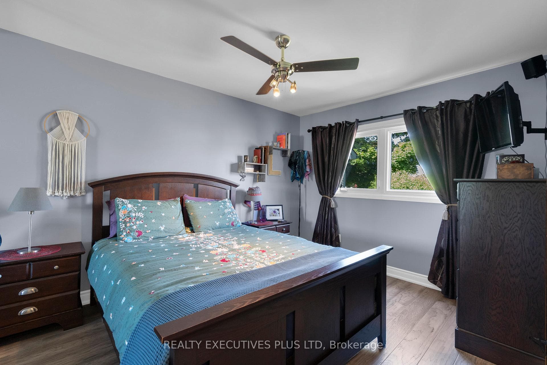50 Sutter Avenue photo 23