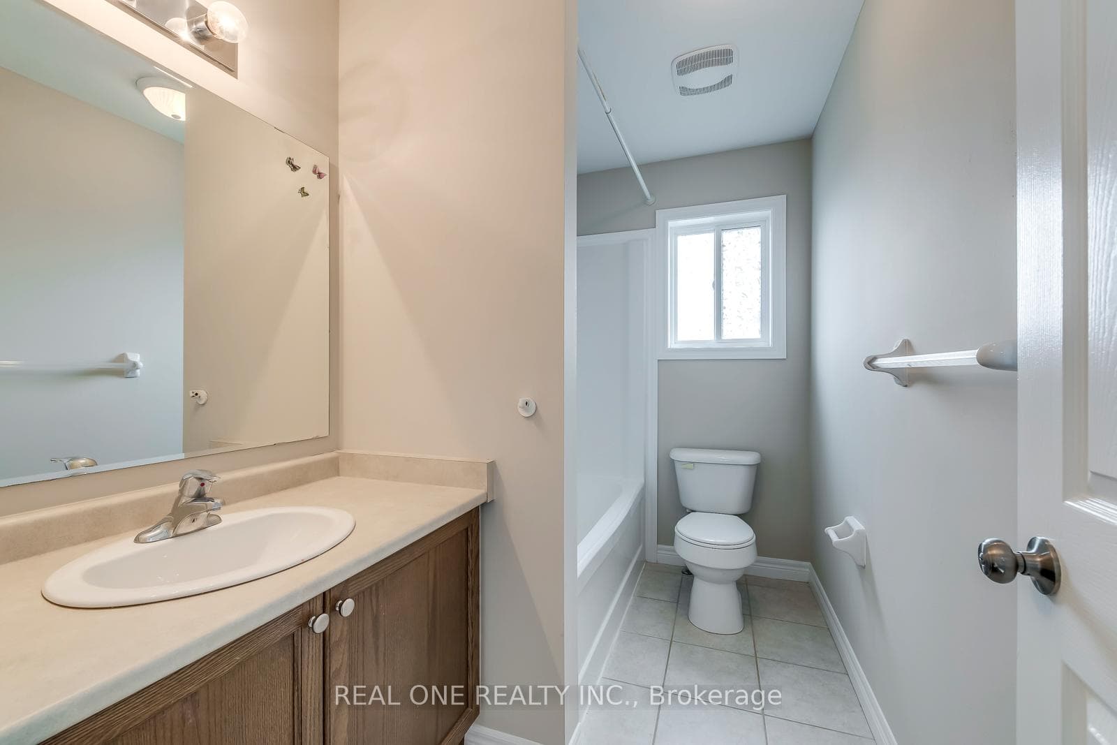 344 Eastview Road Unit A photo 25