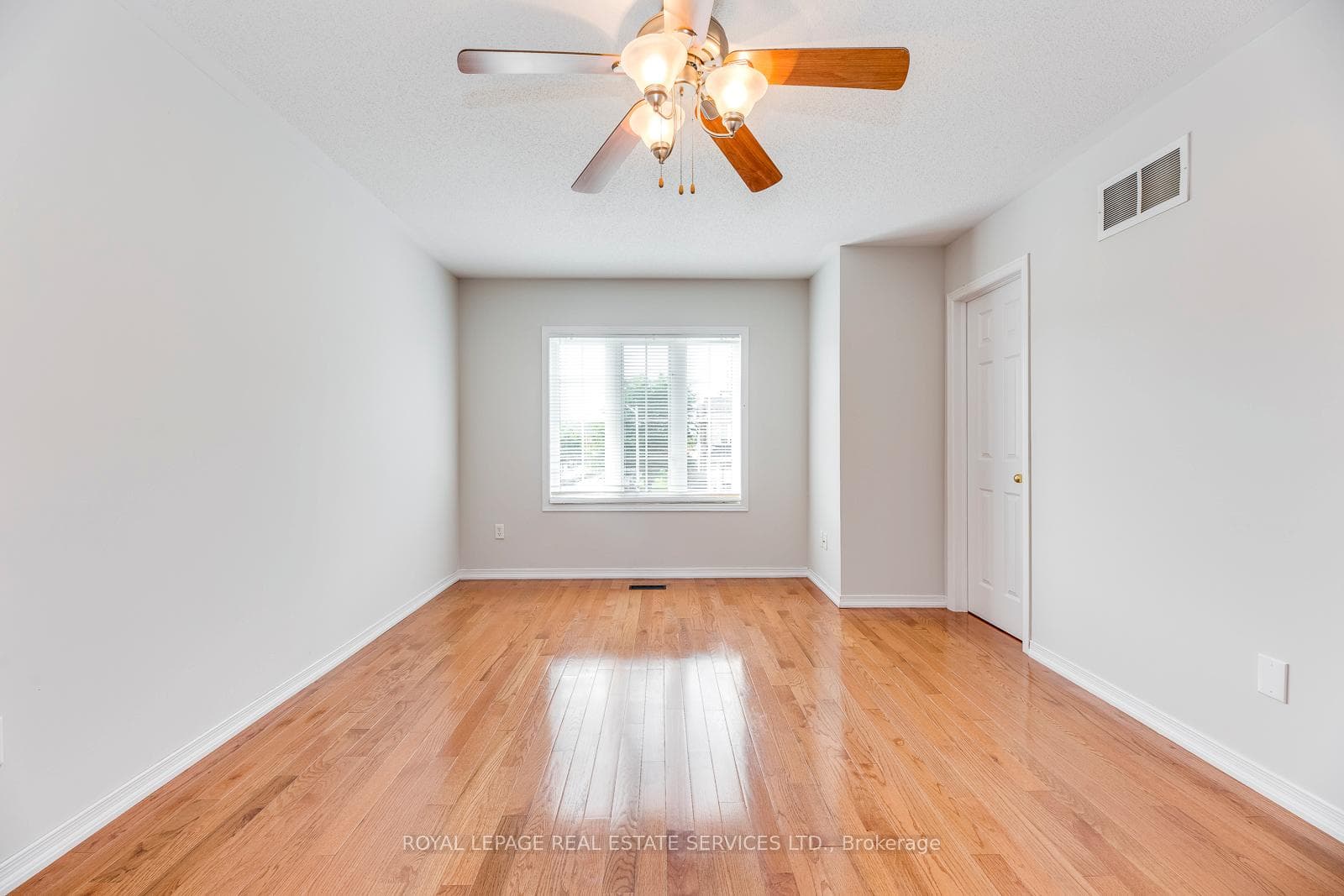 1835 Mccoy Avenue photo 21