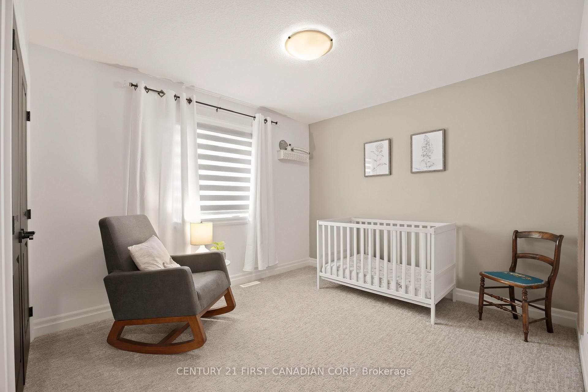 8 Oscar Davis Court photo 25