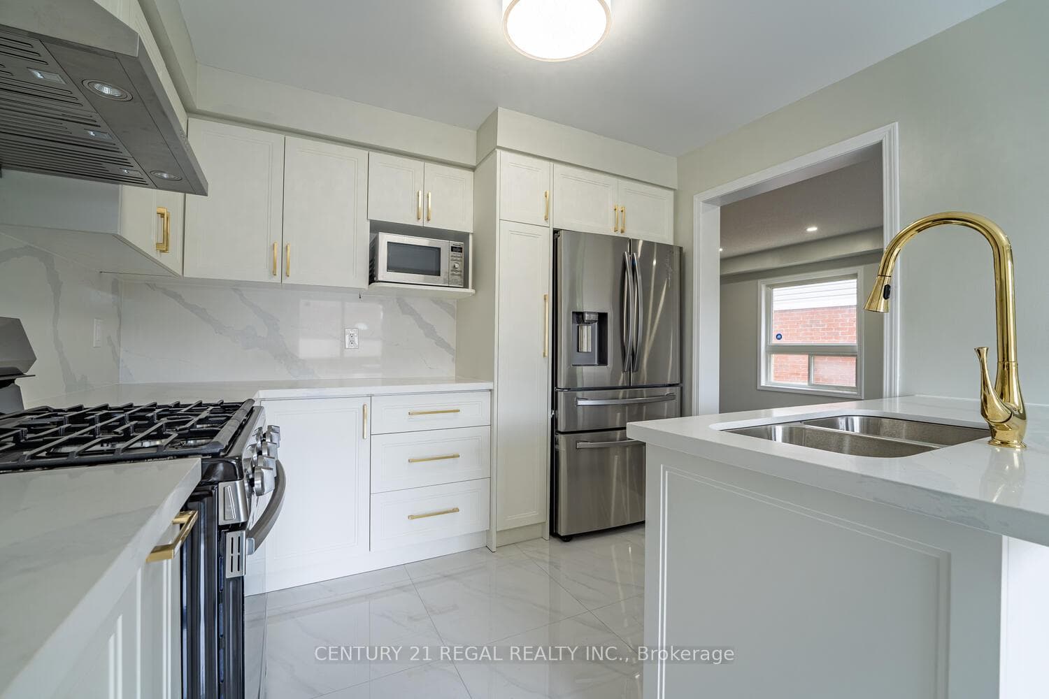 UPGRADED KITCHEN