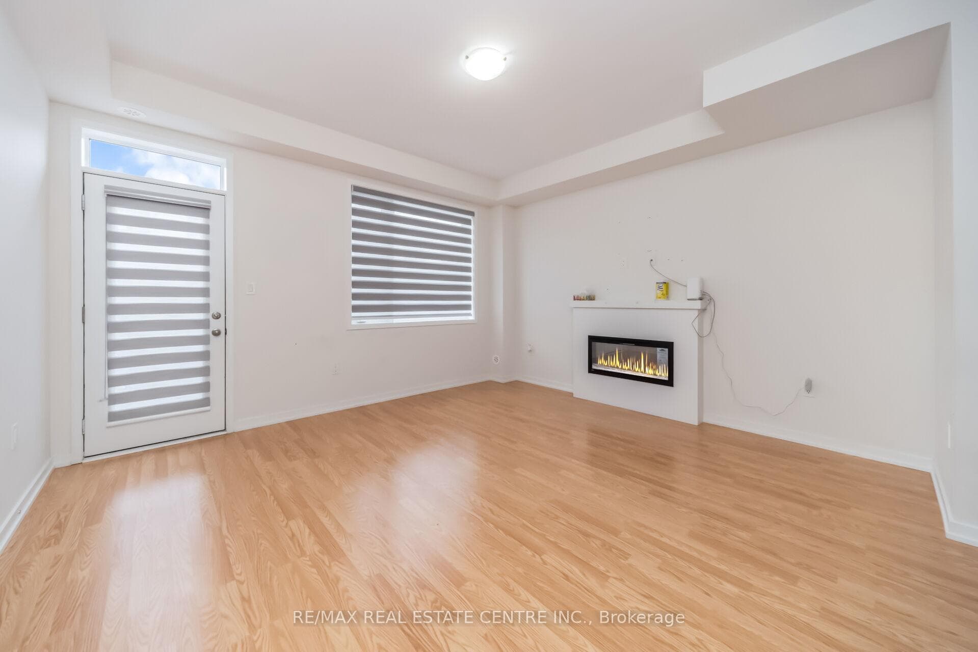 30 Lambert Lane photo 12