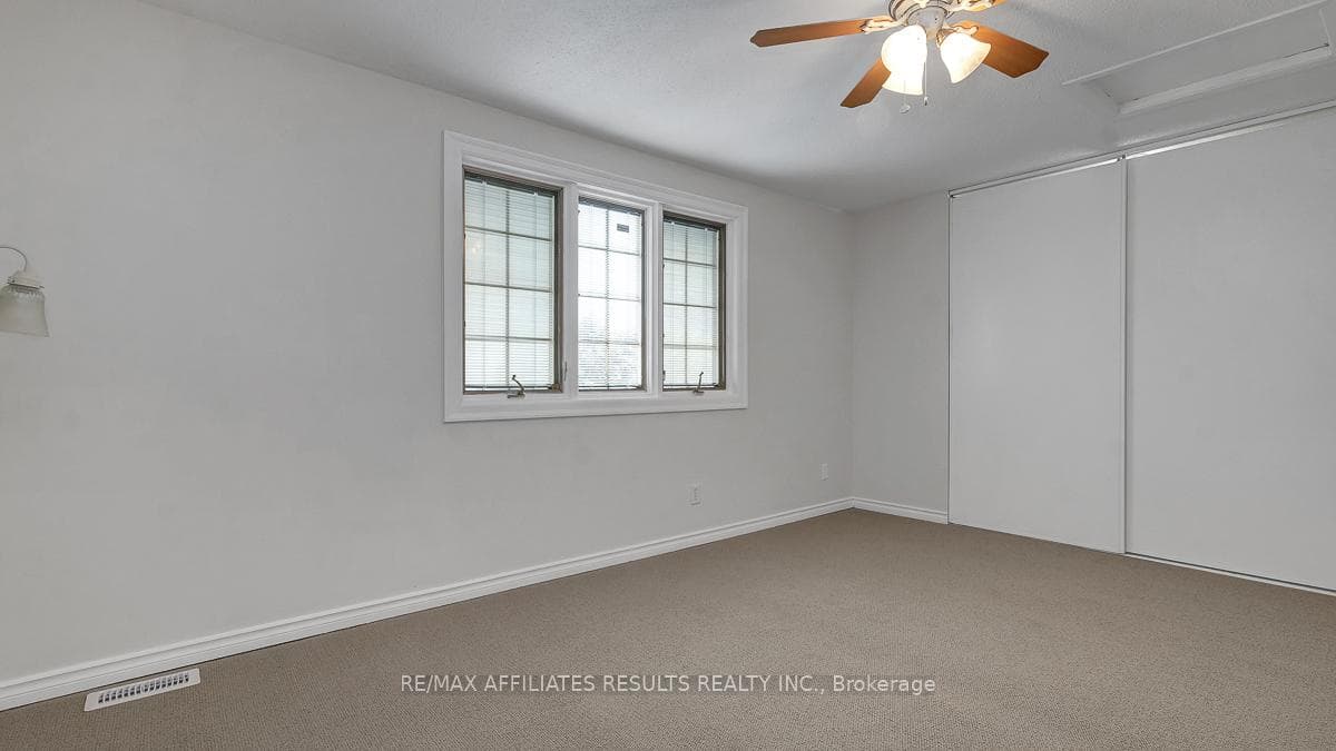 195 Sherway Drive photo 23