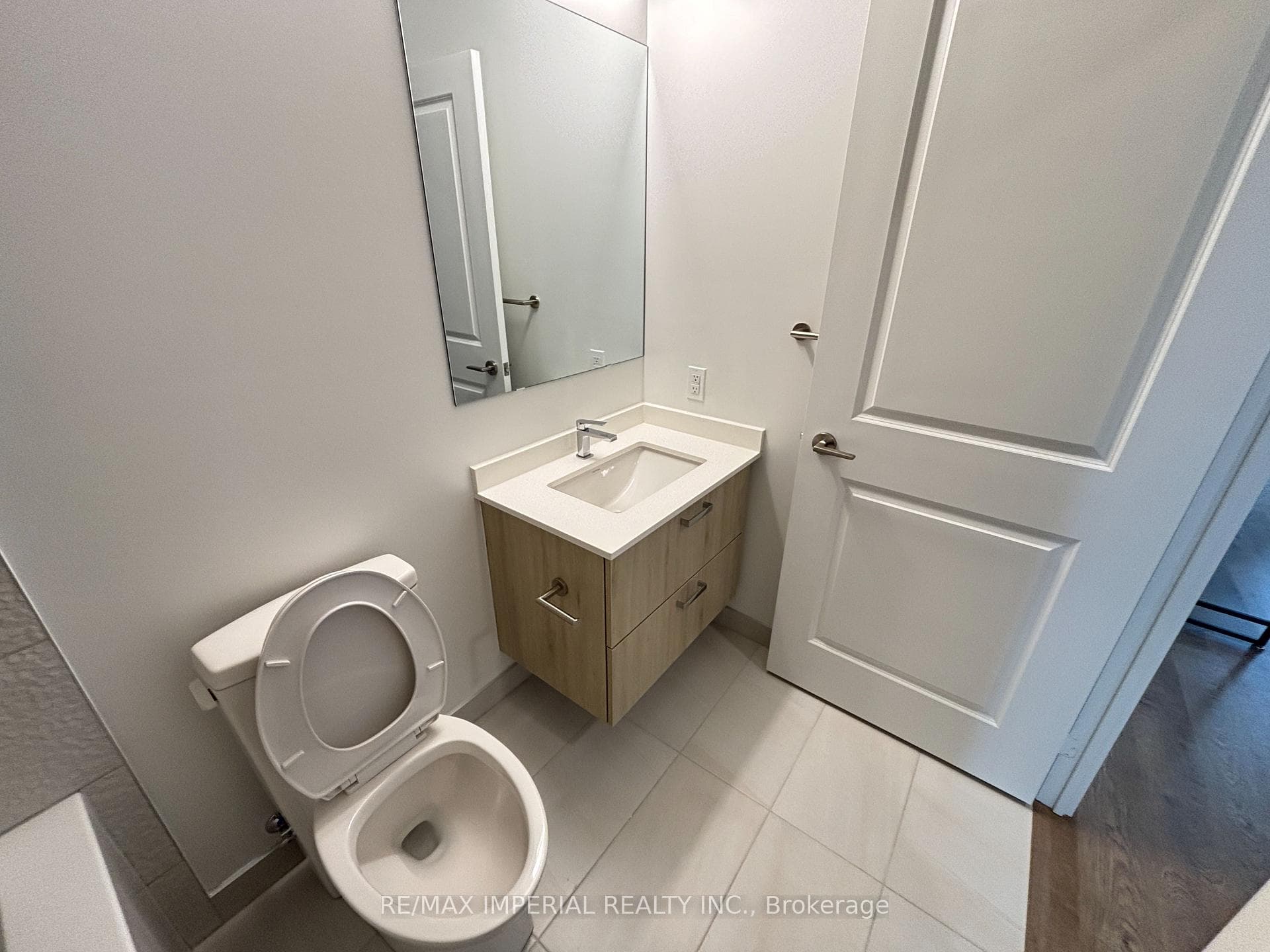 Bathroom2