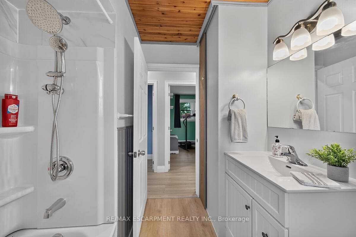 7344 Dickenson Road photo 25