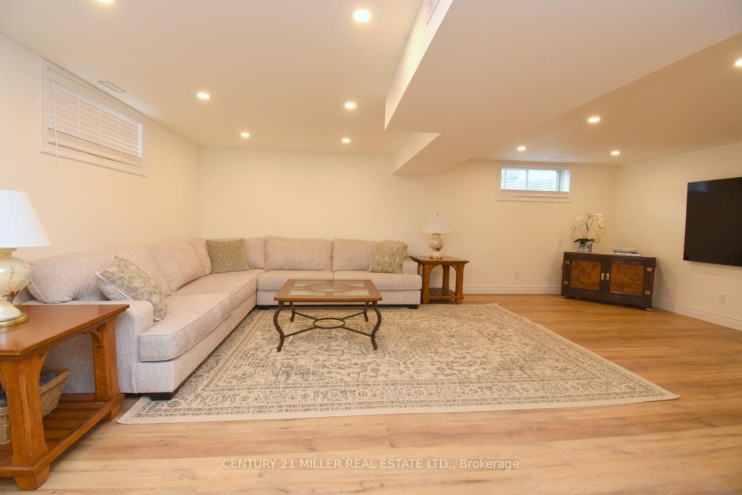 78 Wilkes Street photo 41