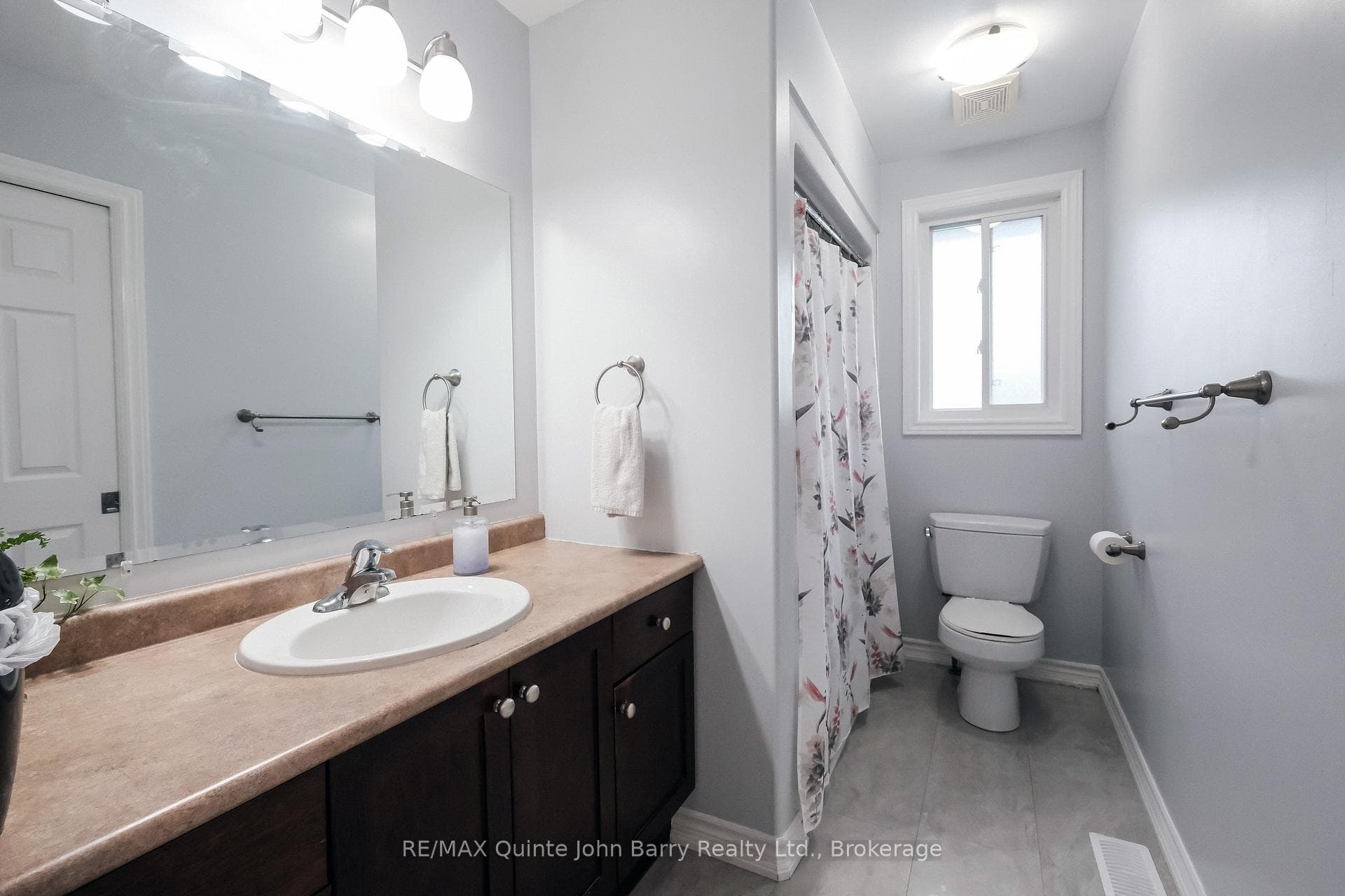 16566 Highway 2 N/A photo 22