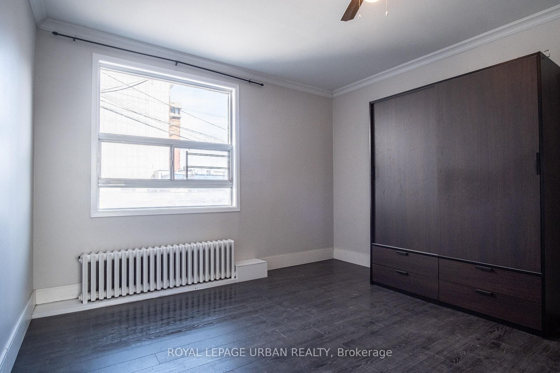 636 Danforth Avenue Unit 2 photo 10