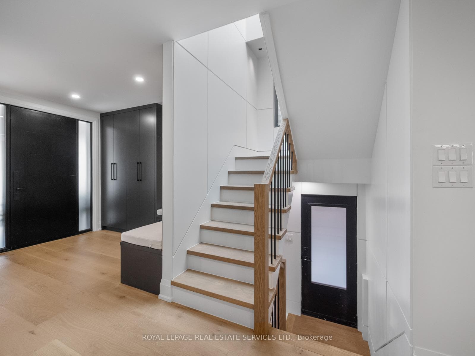 313 Willard Avenue photo 22